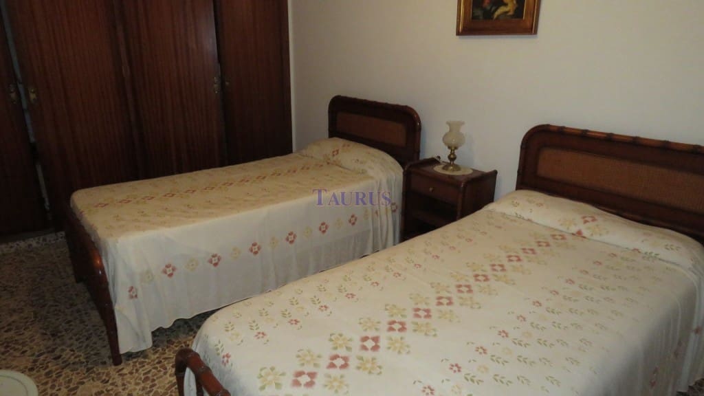 10 Zimmer Haus zu verkaufen in Competa - 210.000 € (Ref: 4961713)