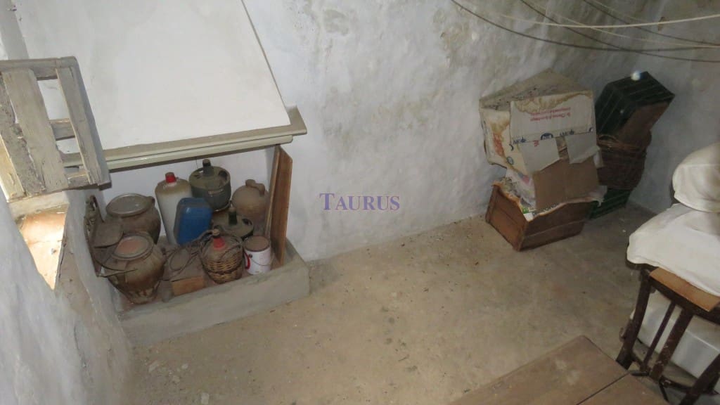 10 Zimmer Haus zu verkaufen in Competa - 210.000 € (Ref: 4961713)