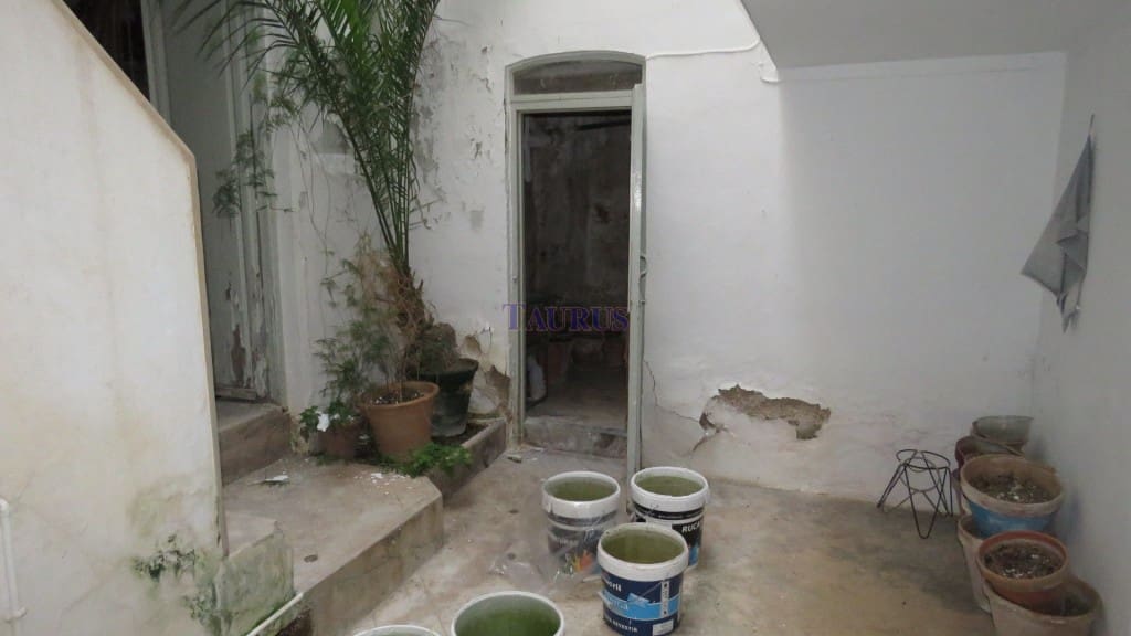 10 Zimmer Haus zu verkaufen in Competa - 210.000 € (Ref: 4961713)