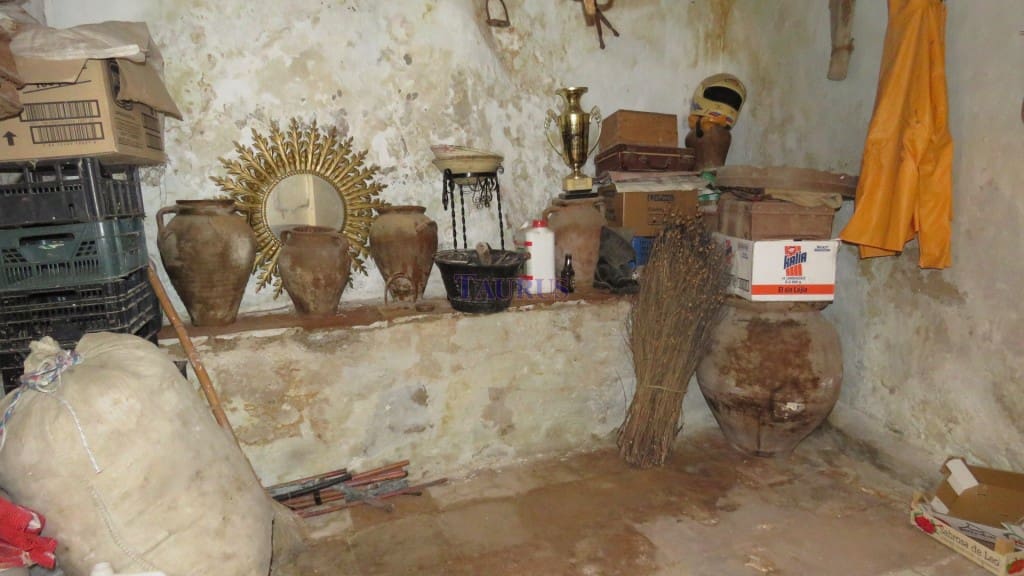 10 Zimmer Haus zu verkaufen in Competa - 210.000 € (Ref: 4961713)