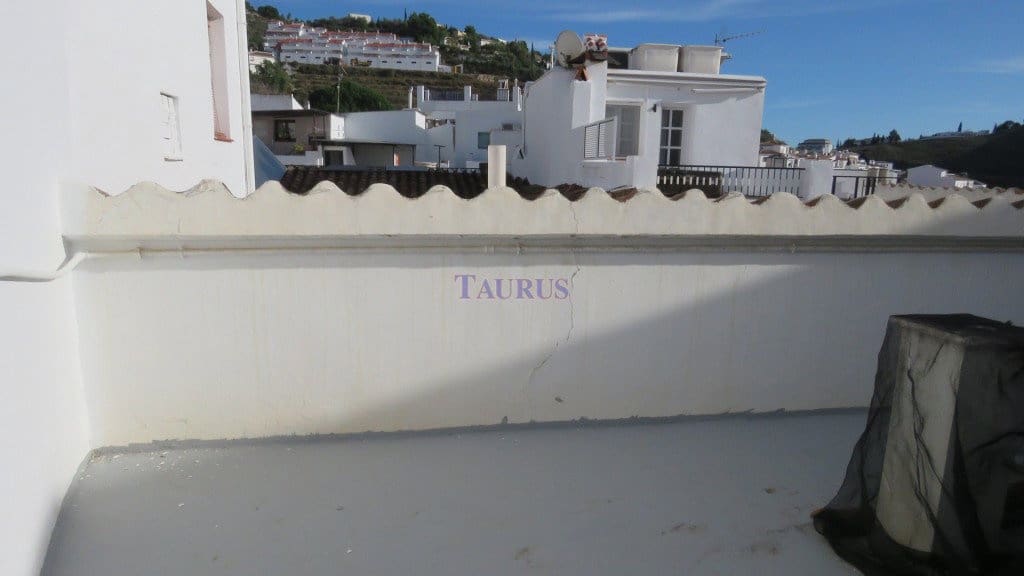 10 bedroom Townhouse for sale in Competa - € 210,000 (Ref: 4961713)