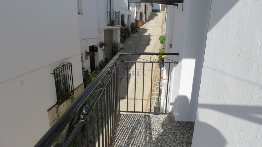 4 soveværelse Byhus til salg i Canillas de Albaida - € 107.000 (Ref: 5080948)