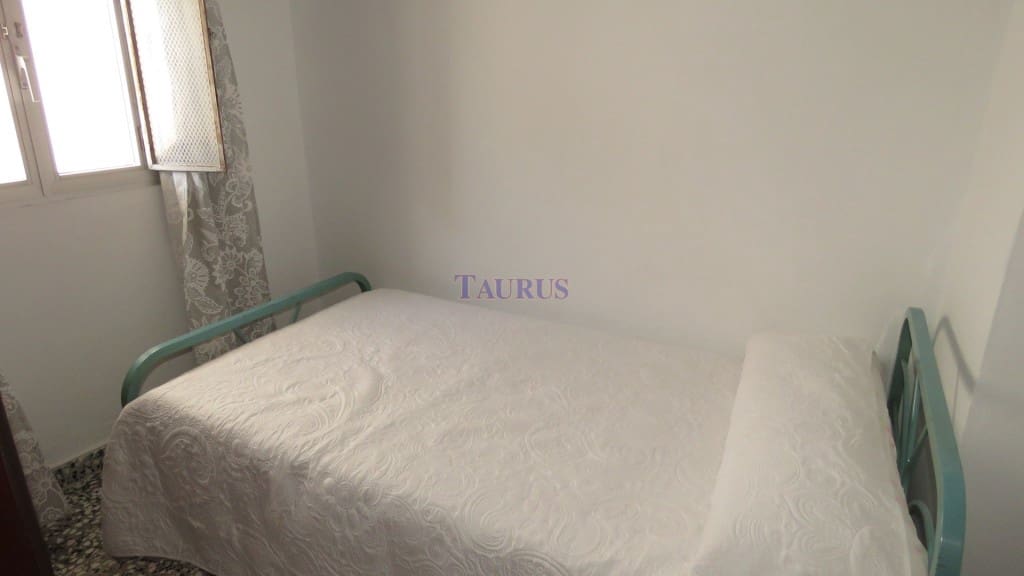 4 soveværelse Byhus til salg i Canillas de Albaida - € 107.000 (Ref: 5080948)