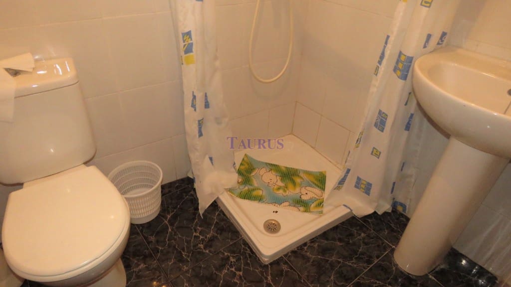 4 soveværelse Byhus til salg i Canillas de Albaida - € 107.000 (Ref: 5080948)