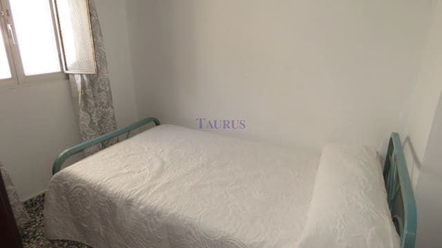 4 quarto Casa em Banda para venda em Canillas de Albaida - 107 000 € (Ref: 5080948)