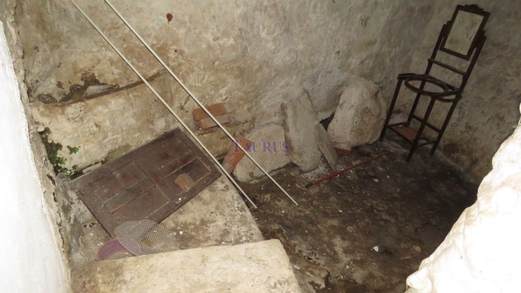 4 soveværelse Byhus til salg i Canillas de Albaida - € 107.000 (Ref: 5080948)