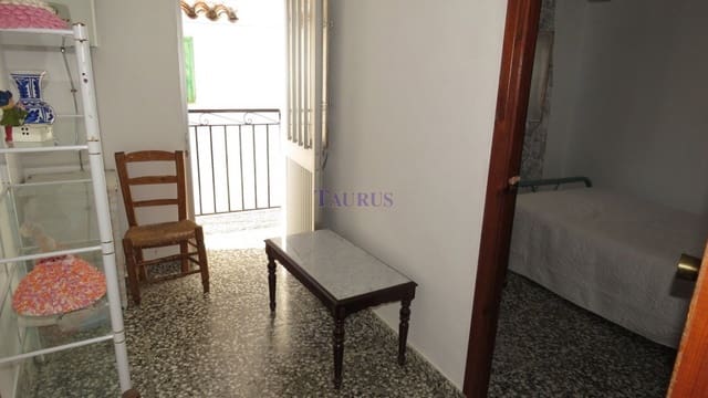4 sovrum Hus till salu i Canillas de Albaida med pool - 107 000 € (Ref: 5080948)