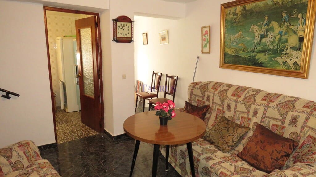 4 makuuhuone Omakotitalo myytävänä paikassa Canillas de Albaida - 107 000 € (Ref: 5080948)