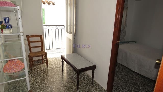 4 bedroom Townhouse for sale in Canillas de Albaida - € 107,000 (Ref: 5080948)