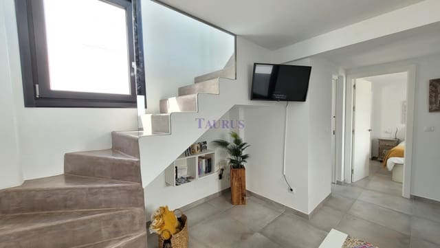 Casa de 1 habitación en Cómpeta en venta - 149.950 € (Ref: 7473500)