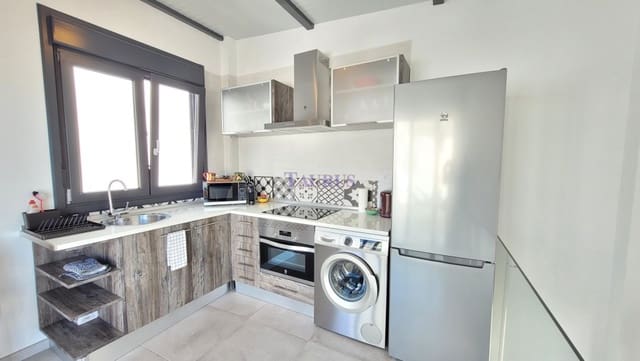 Casa de 1 habitación en Cómpeta en venta - 149.950 € (Ref: 7473500)