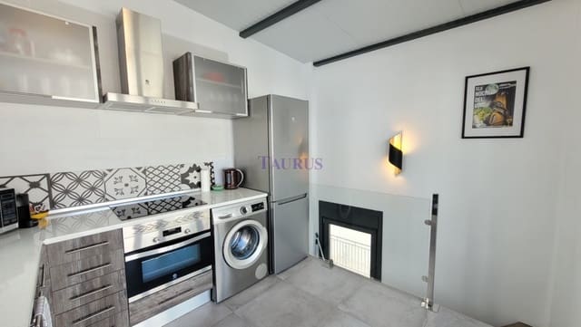 Casa de 1 habitación en Cómpeta en venta - 149.950 € (Ref: 7473500)