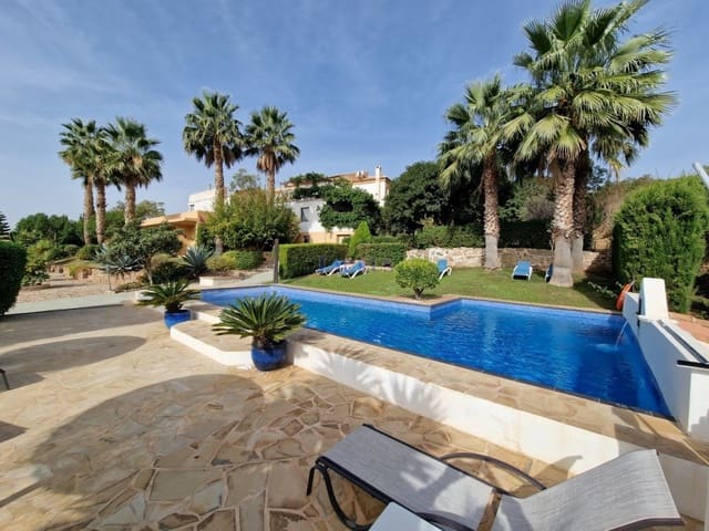 11 soverom Kommersiell til salgs i Alcaucín med svømmebasseng - € 1 350 000 (Ref: 7473515)