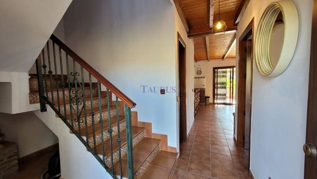 3 soveværelse Villa til salg i Torrox Pueblo, Torrox med swimmingpool garage - € 394.000 (Ref: 7473522)