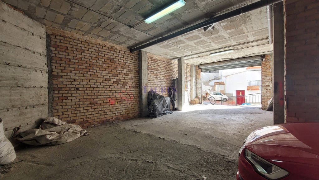 Local Comercial en Cómpeta en venta con garaje - 107.000 € (Ref: 7473524)