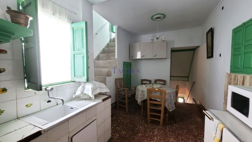 3 soveværelse Byhus til salg i Competa - € 99.000 (Ref: 7473544)