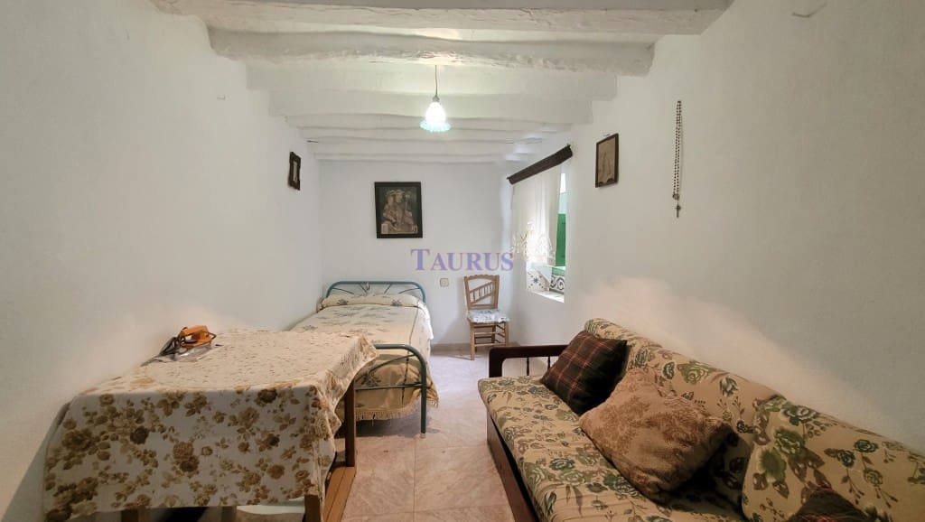 3 soveværelse Byhus til salg i Competa - € 99.000 (Ref: 7473544)