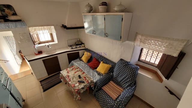 3 bedroom Townhouse for sale in Cómpeta - € 80,000 (Ref: 7473560)