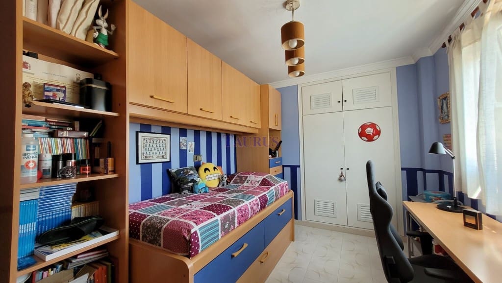 4 soveværelse Byhus til salg i Competa med swimmingpool garage - € 649.000 (Ref: 7473575)