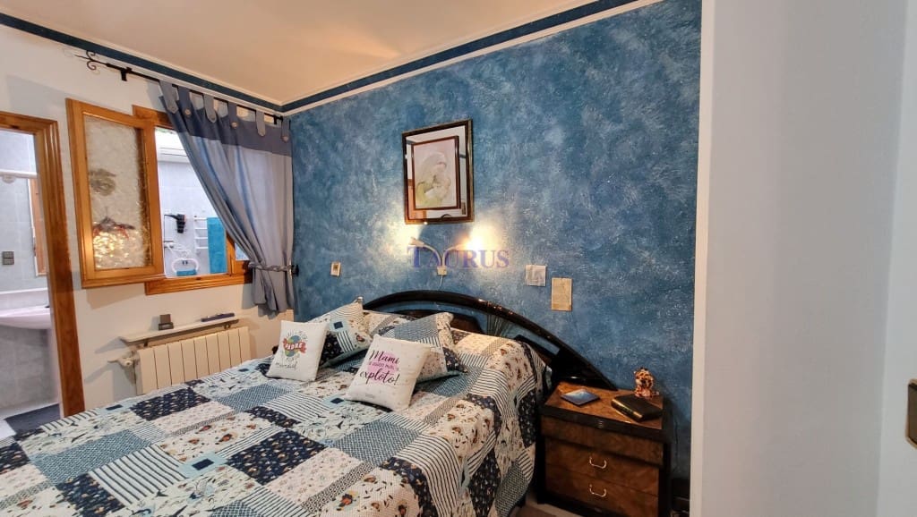 4 soveværelse Byhus til salg i Competa med swimmingpool garage - € 649.000 (Ref: 7473575)