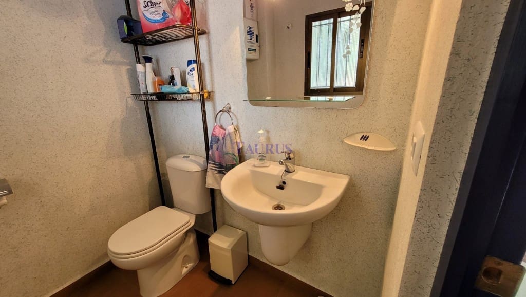 4 soveværelse Byhus til salg i Competa med swimmingpool garage - € 649.000 (Ref: 7473575)