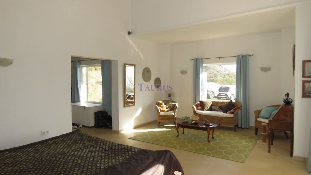 4 soveværelse Villa til salg i Canillas de Aceituno - € 449.000 (Ref: 7473583)