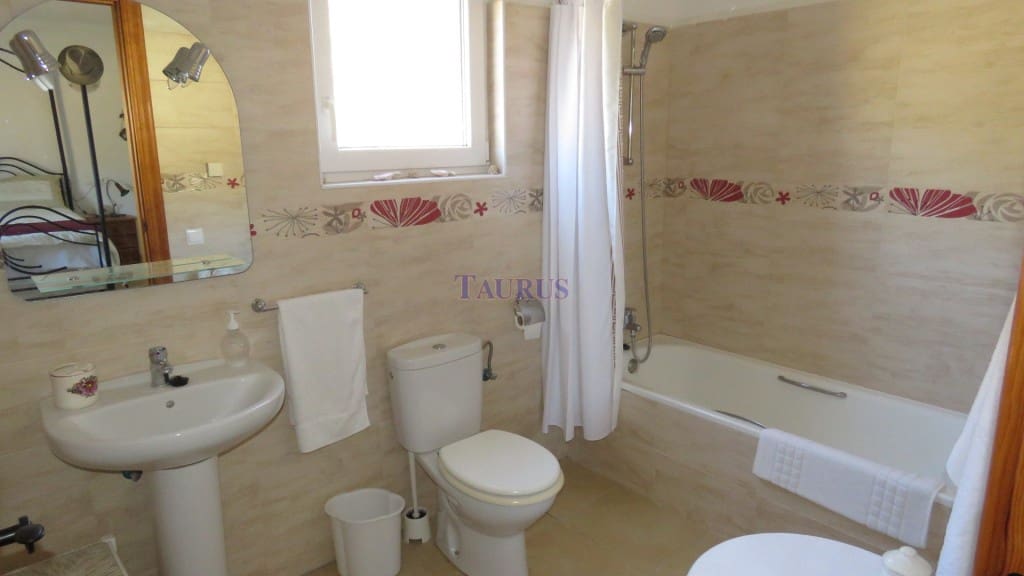 4 soveværelse Villa til salg i Canillas de Aceituno - € 449.000 (Ref: 7473583)