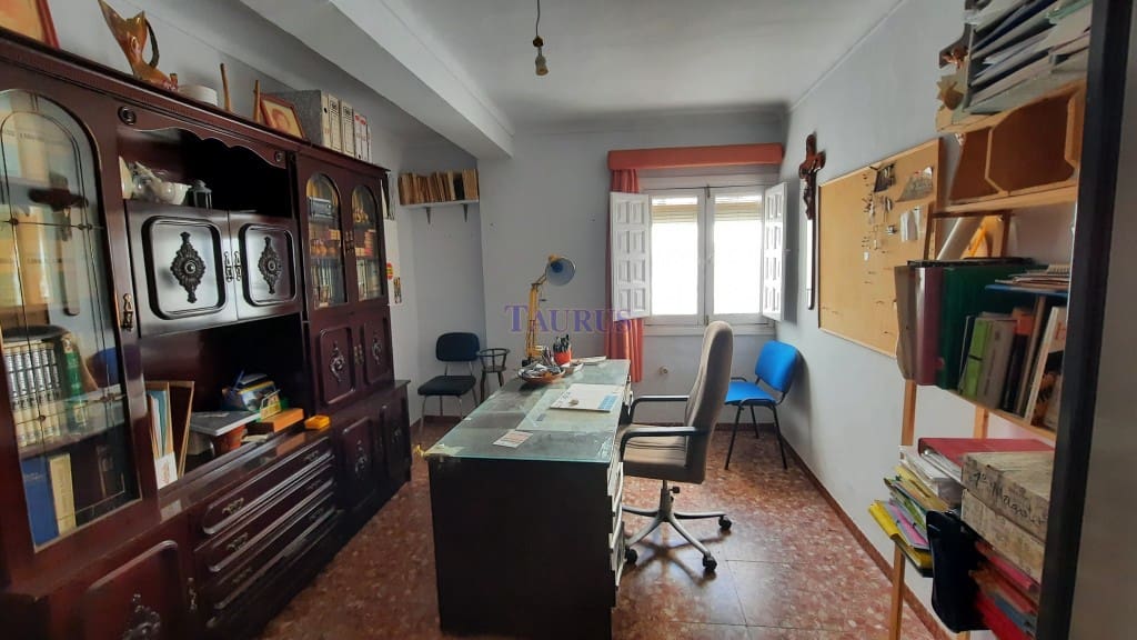 7 sovrum Hus till salu i Sayalonga - 180 000 € (Ref: 7473589)