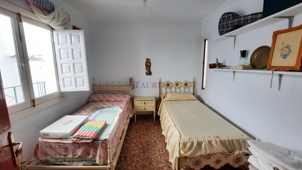 7 sovrum Hus till salu i Sayalonga - 180 000 € (Ref: 7473589)