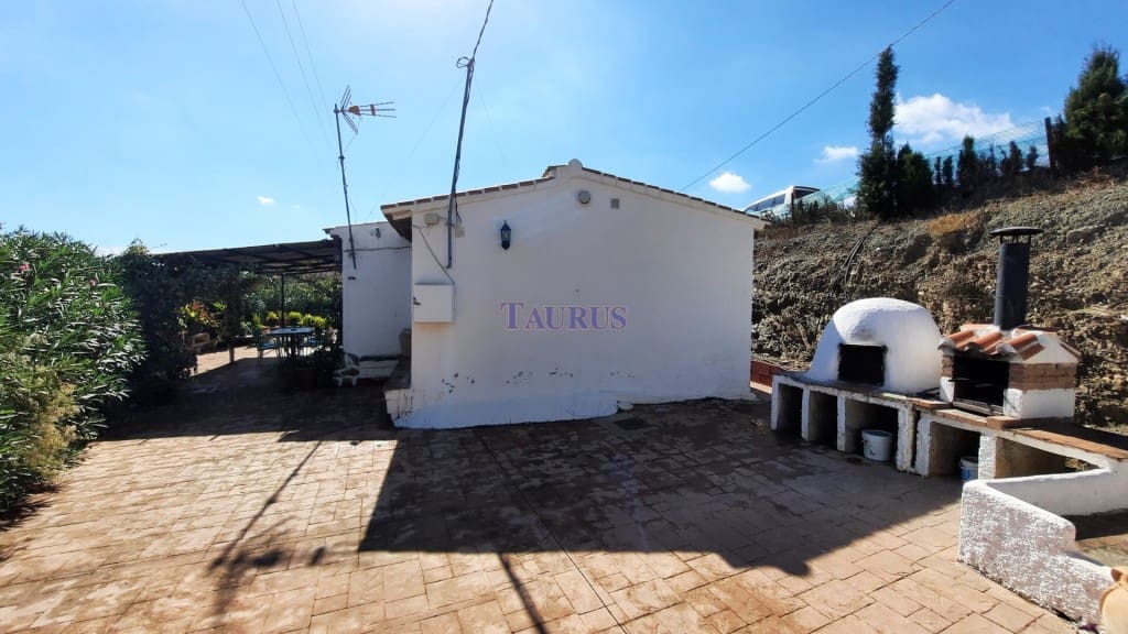 3 soveværelse Villa til salg i Sedella med swimmingpool - € 225.000 (Ref: 7473598)