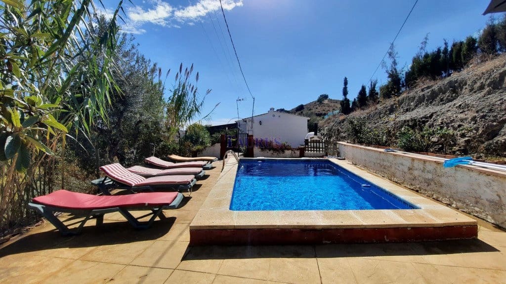 3 soverom Villa til salgs i Sedella med svømmebasseng - € 225 000 (Ref: 7473598)