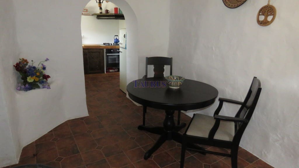 5 soveværelse Villa til salg i Competa med swimmingpool - € 399.950 (Ref: 7473599)