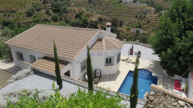 5 sypialnia Willa na sprzedaż w Cómpeta z basenem - 399 950 € (Ref: 7473599)