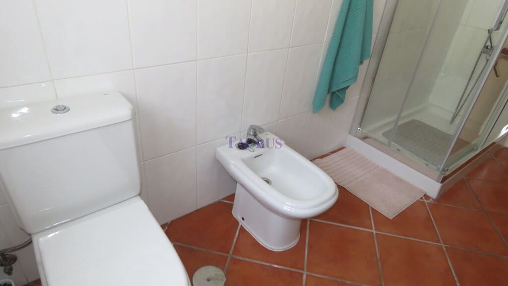 5 bedroom Villa for sale in Competa with pool - € 399,950 (Ref: 7473599)