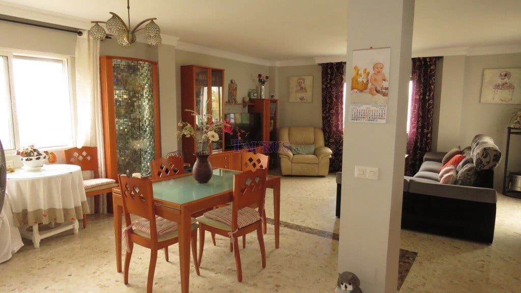 4 bedroom Townhouse for sale in Competa with pool garage - € 387,000 (Ref: 7473602)