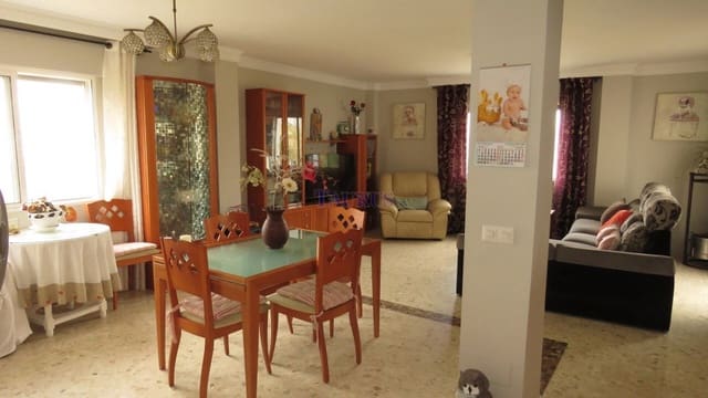 4 bedroom Townhouse for sale in Cómpeta with pool garage - € 387,000 (Ref: 7473602)