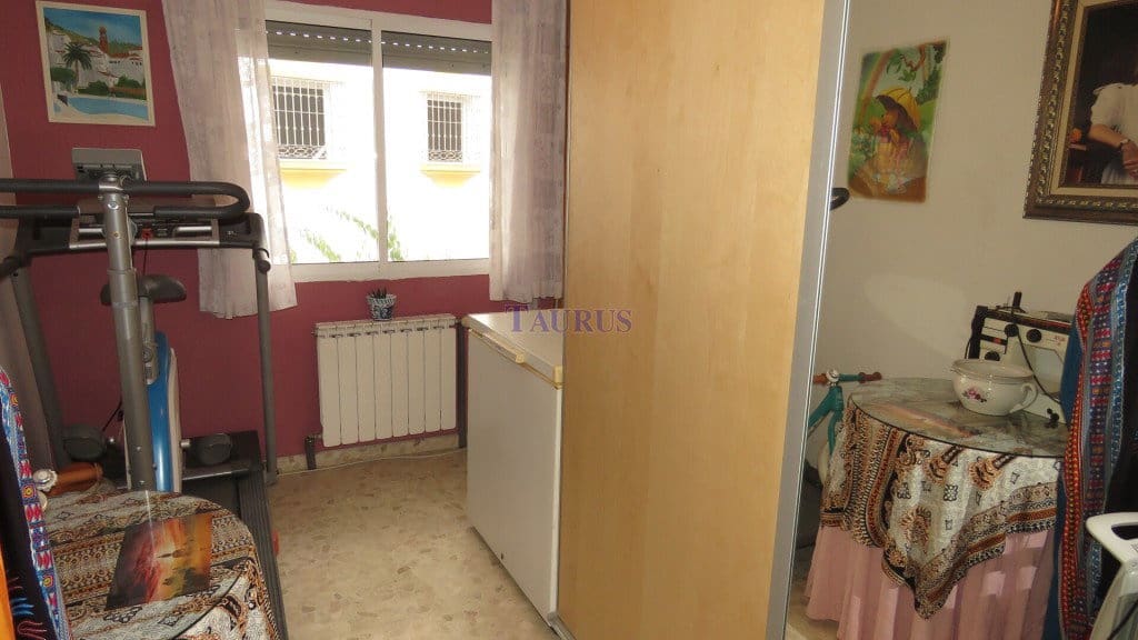 4 bedroom Townhouse for sale in Competa with pool garage - € 387,000 (Ref: 7473602)