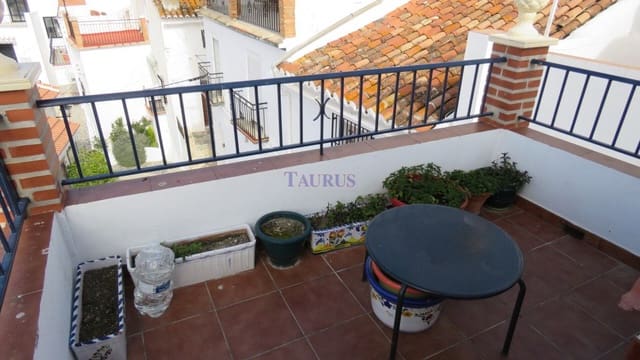 2 soveværelse Byhus til salg i Canillas de Albaida - € 145.000 (Ref: 7473615)