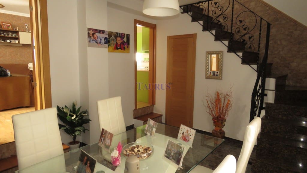 3 soveværelse Byhus til salg i Competa - € 145.000 (Ref: 7473616)