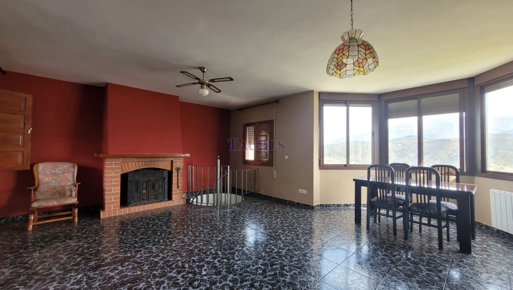 2 soverom Villa til salgs i Sayalonga - € 235 000 (Ref: 7551555)