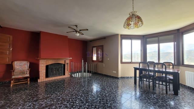 2 sovrum Villa till salu i Sayalonga - 235 000 € (Ref: 7551555)