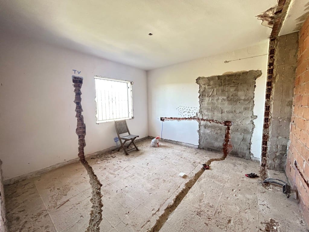 2 makuuhuone Huvila myytävänä paikassa Sayalonga - 235 000 € (Ref: 7551555)