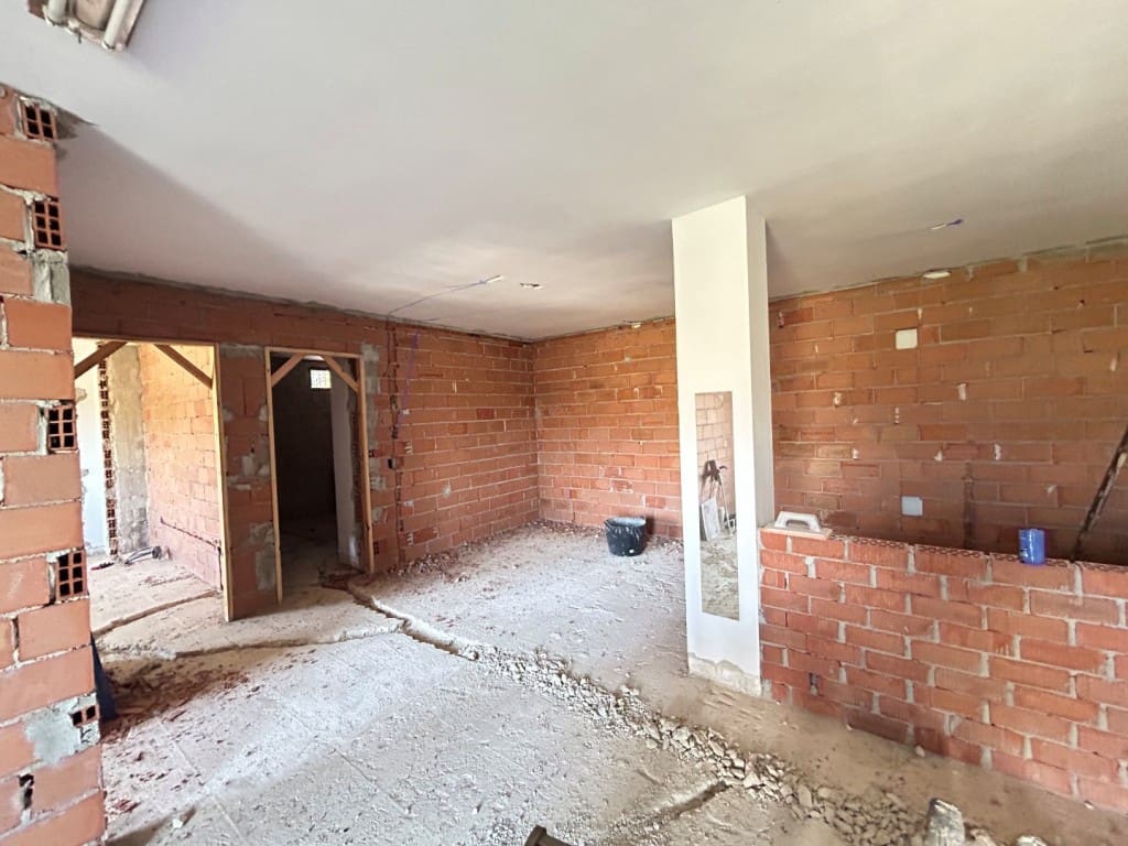 2 makuuhuone Huvila myytävänä paikassa Sayalonga - 235 000 € (Ref: 7551555)