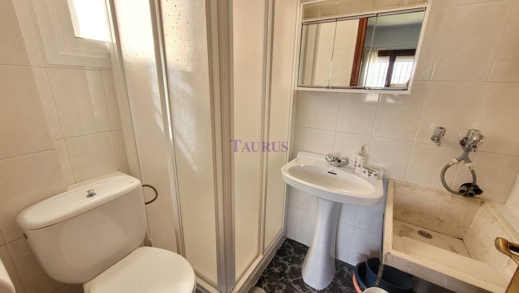 2 bedroom Villa for sale in Sayalonga with pool - € 235,000 (Ref: 7551555)