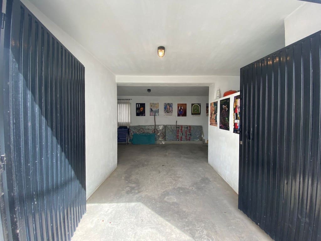 3 soverom Hus til salgs i Canillas de Albaida med garasje - € 130 000 (Ref: 7738985)