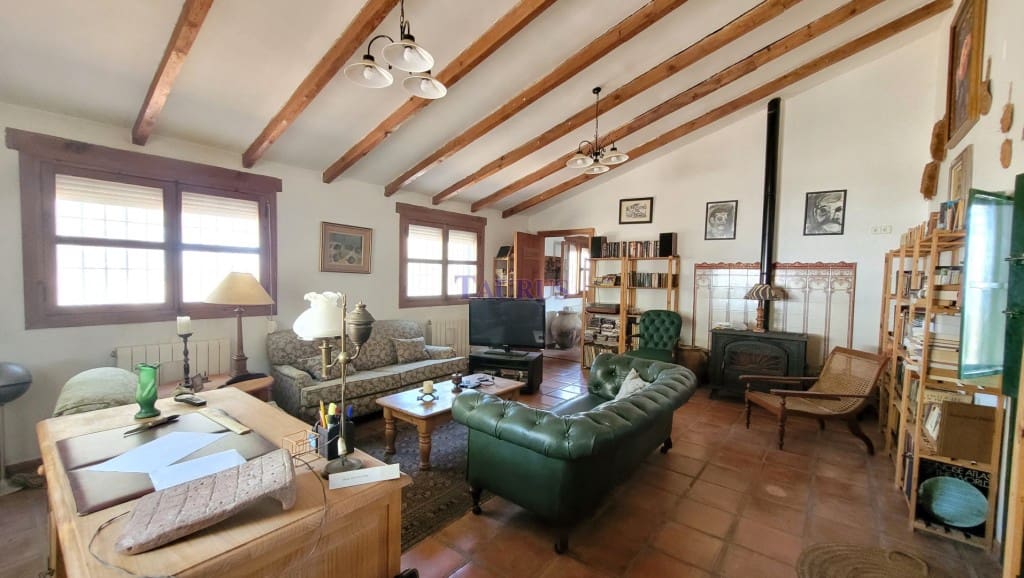 3 soveværelse Villa til salg i Sedella med swimmingpool - € 398.000 (Ref: 7770216)