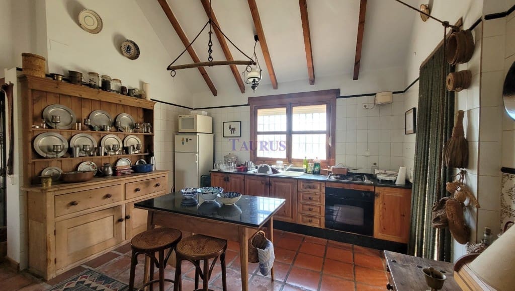 3 soveværelse Villa til salg i Sedella med swimmingpool - € 398.000 (Ref: 7770216)