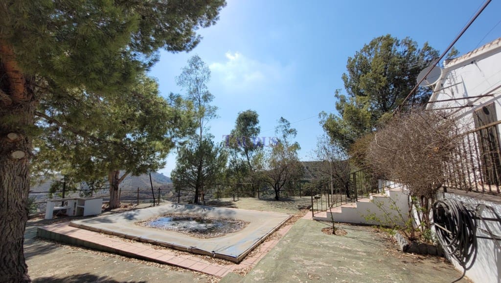 3 soveværelse Villa til salg i Sedella med swimmingpool - € 398.000 (Ref: 7770216)