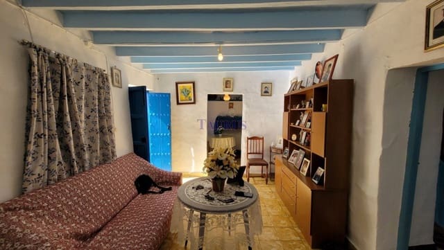 4 sovrum Hus till salu i Sayalonga med pool - 83 000 € (Ref: 7797547)