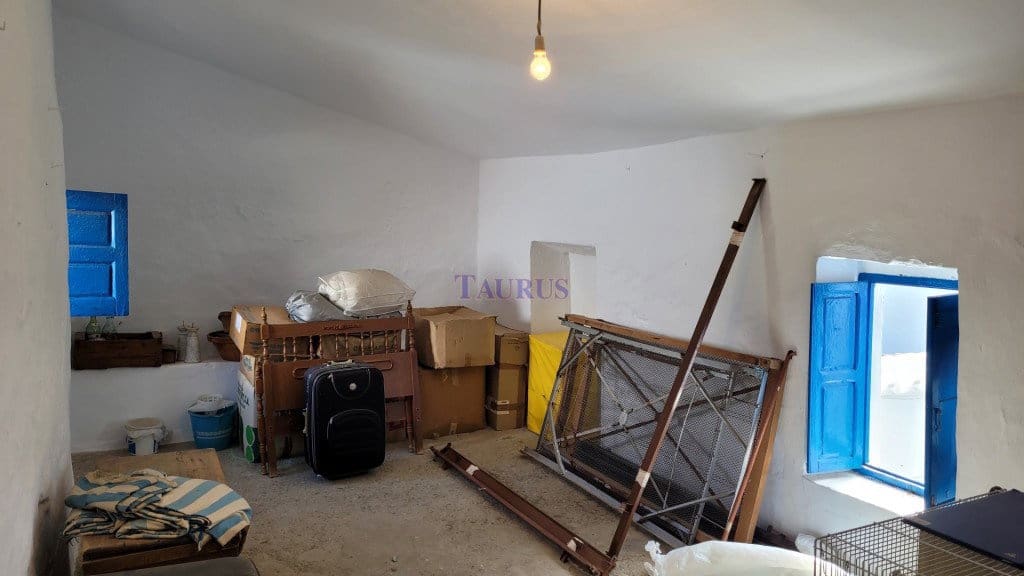 4 bedroom Townhouse for sale in Sayalonga with pool - € 83,000 (Ref: 7797547)